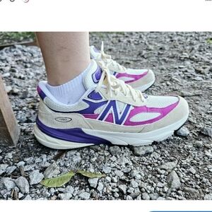 New Balance Men Cream and Purple Sneakers
